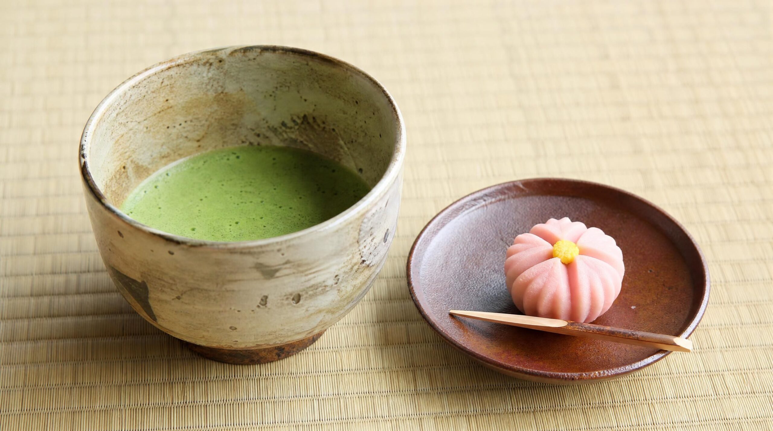 お抹茶と茶菓子
